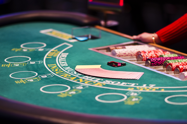 What Everybody Ought To Know About Online Gambling
